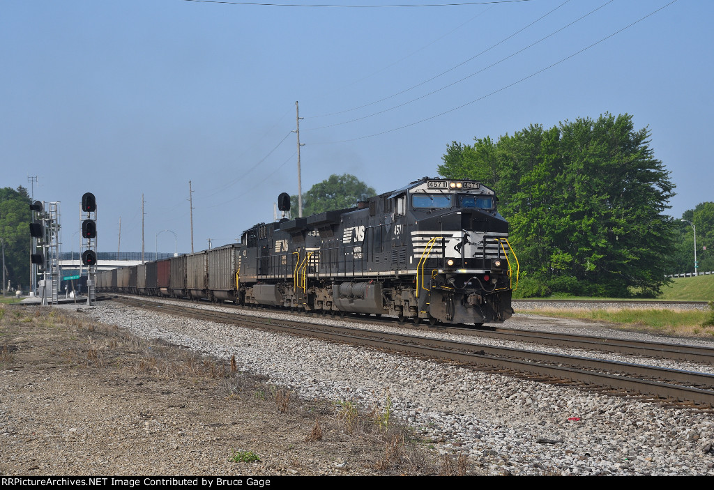 NS 4571